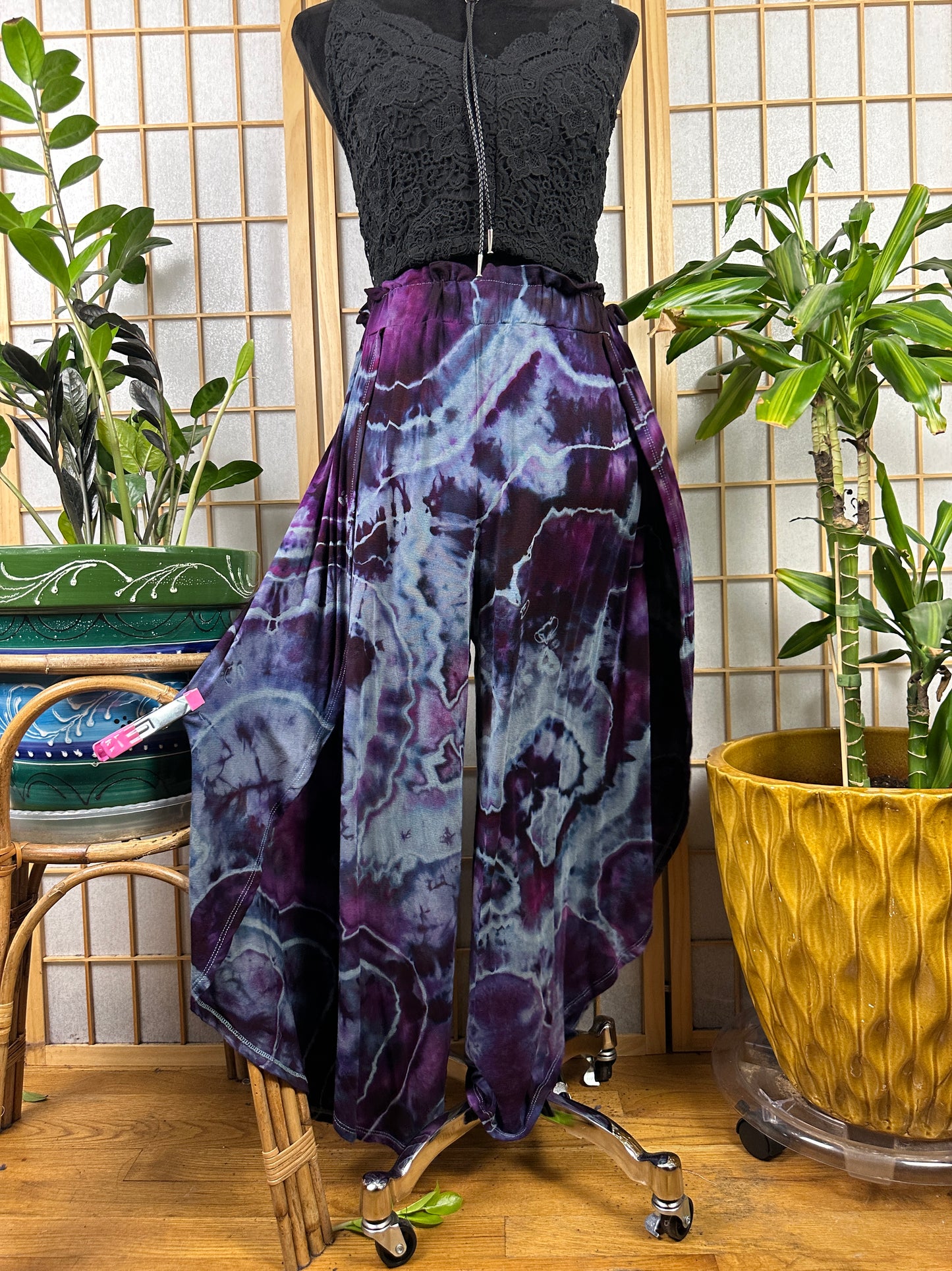 Split Leg Crop Pants - 1X/2X