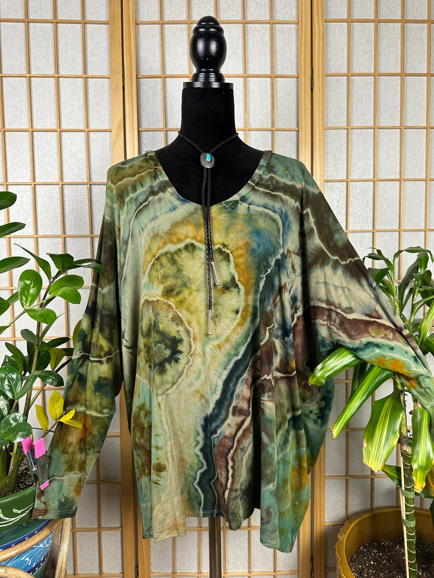 Oversized Long Sleeve - LG/XL