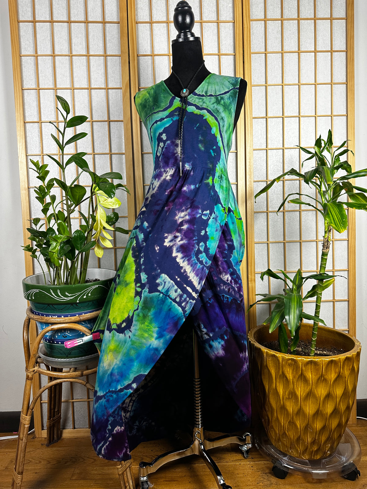 Reverse Tulip Dress - XL