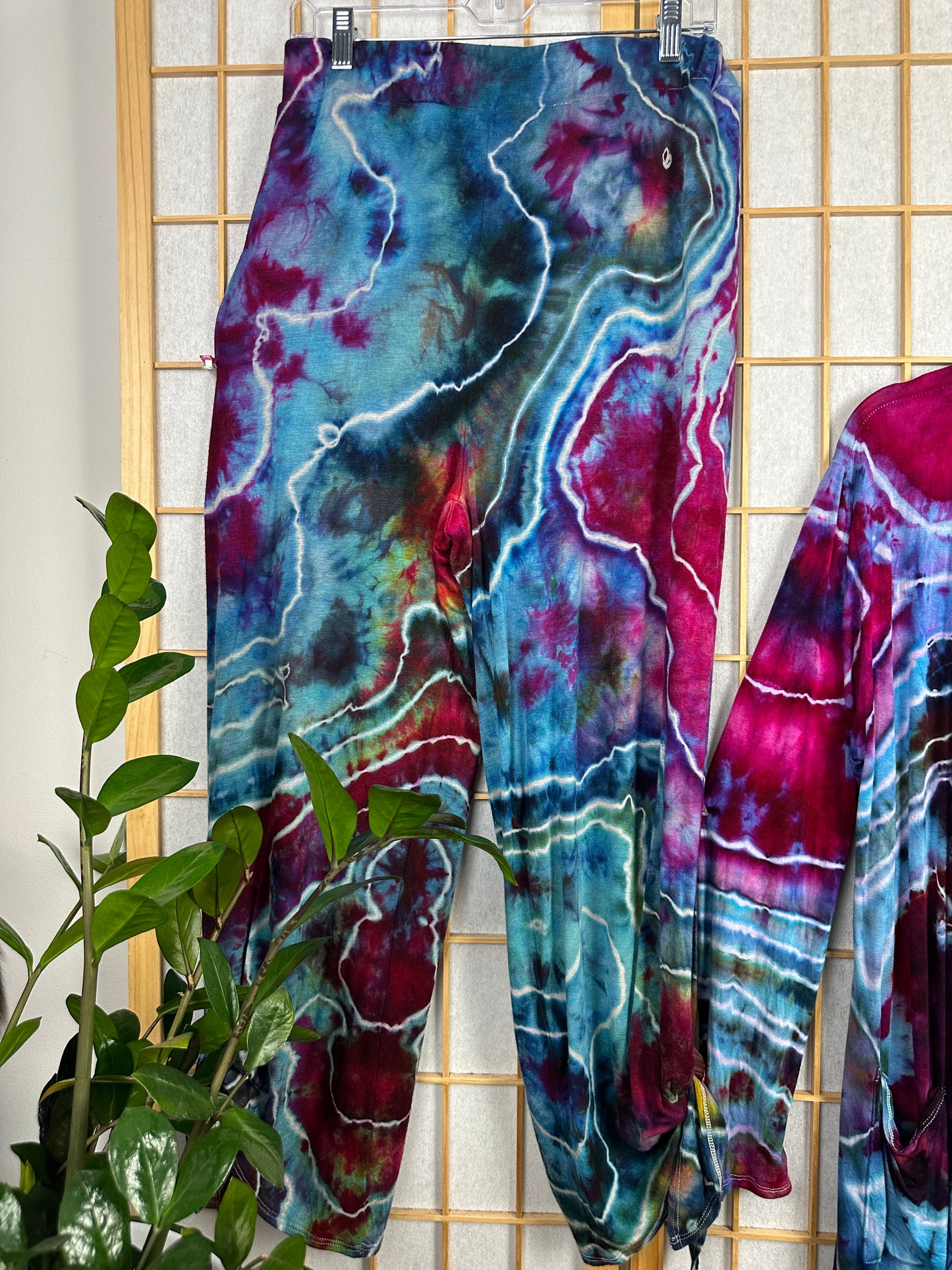 Pocket Cardigan/Tie Jogger Set - LARGE