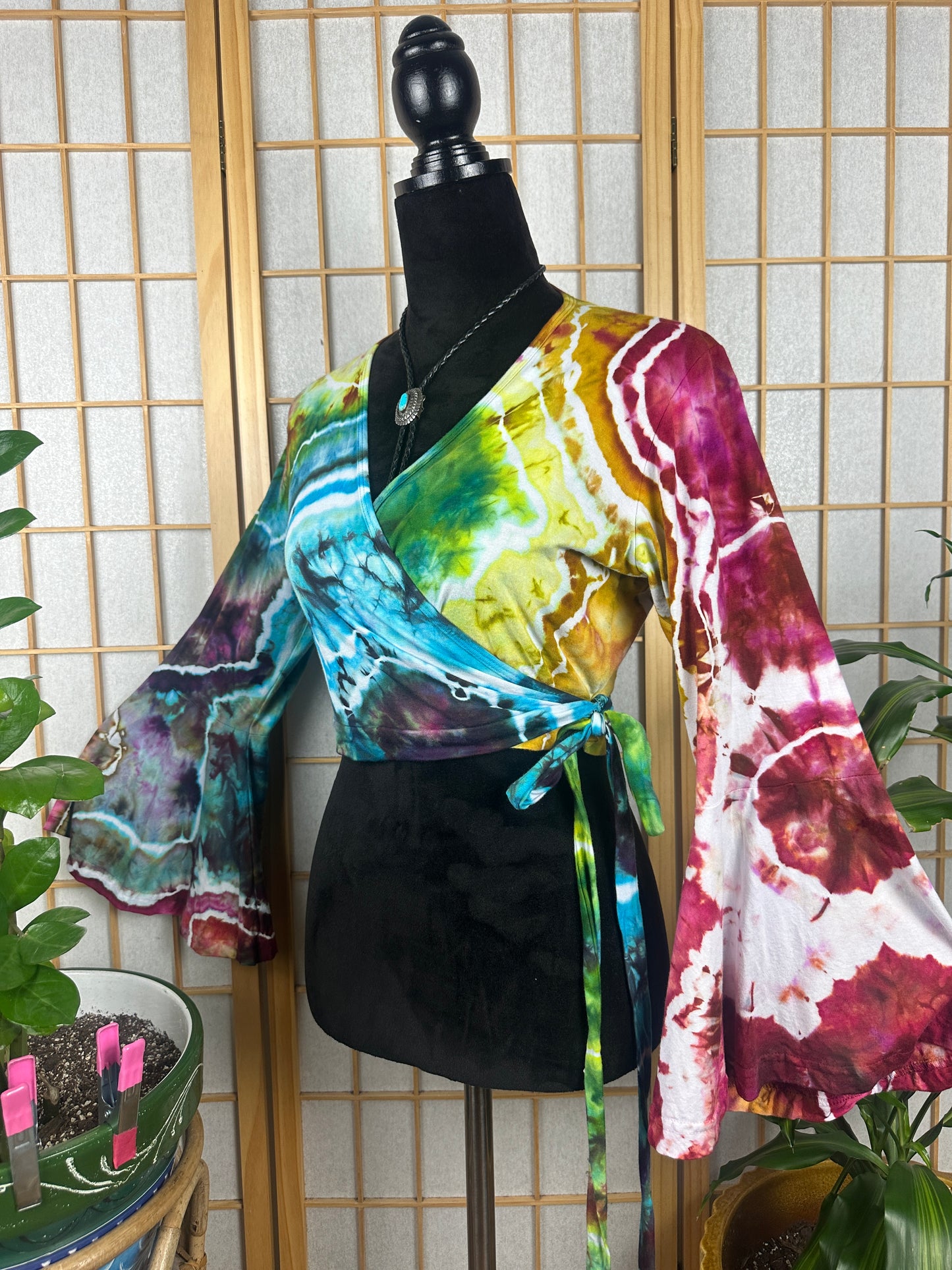 Janis Wrap Top - MD/LG