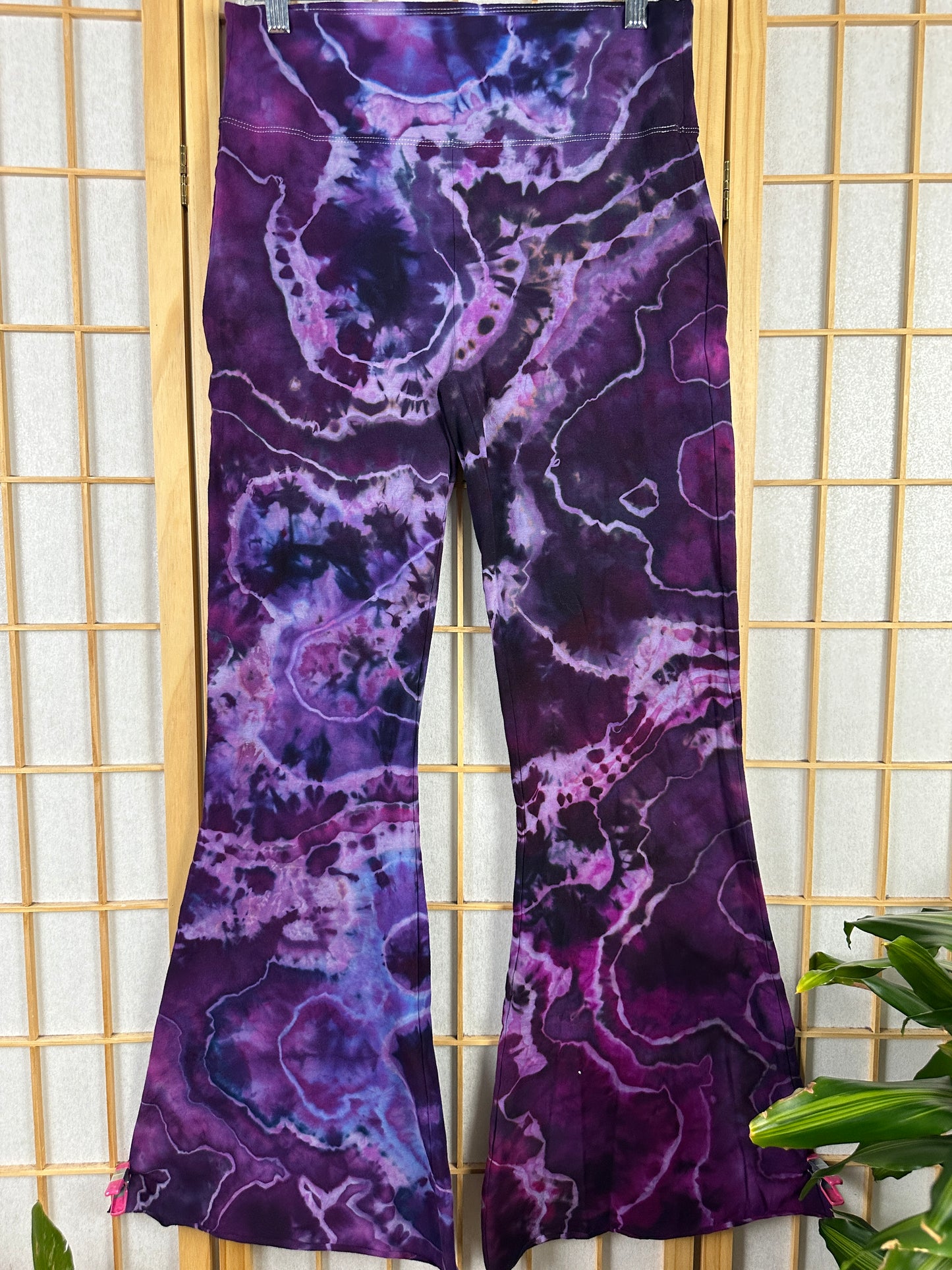 Raw Hem Yoga Pants - LARGE