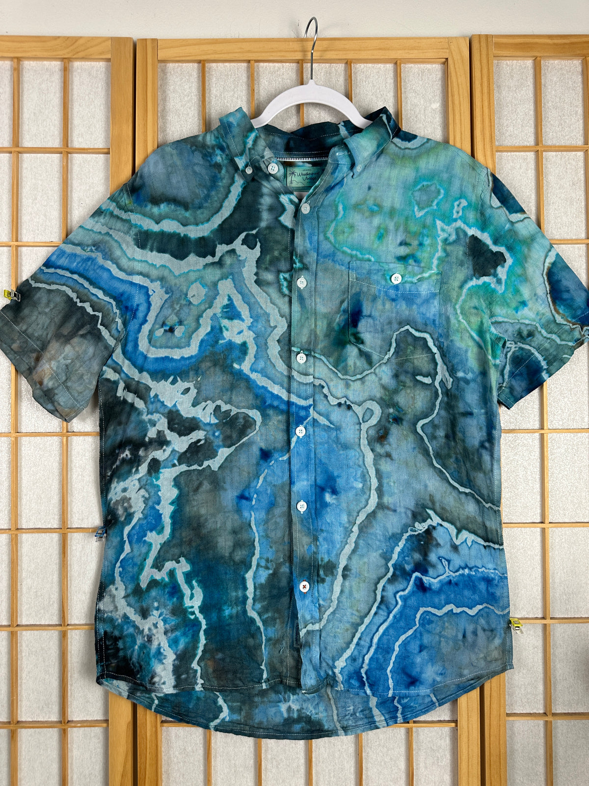 Linen Button Down - MEDIUM