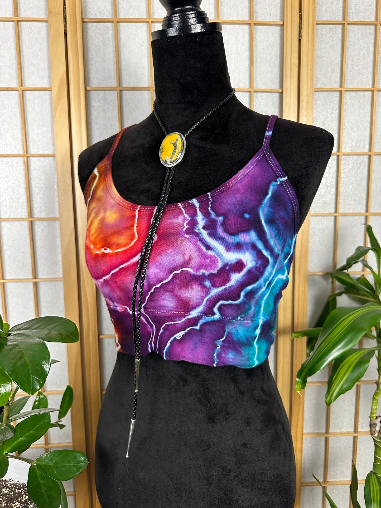 Twisted Crop - LARGE