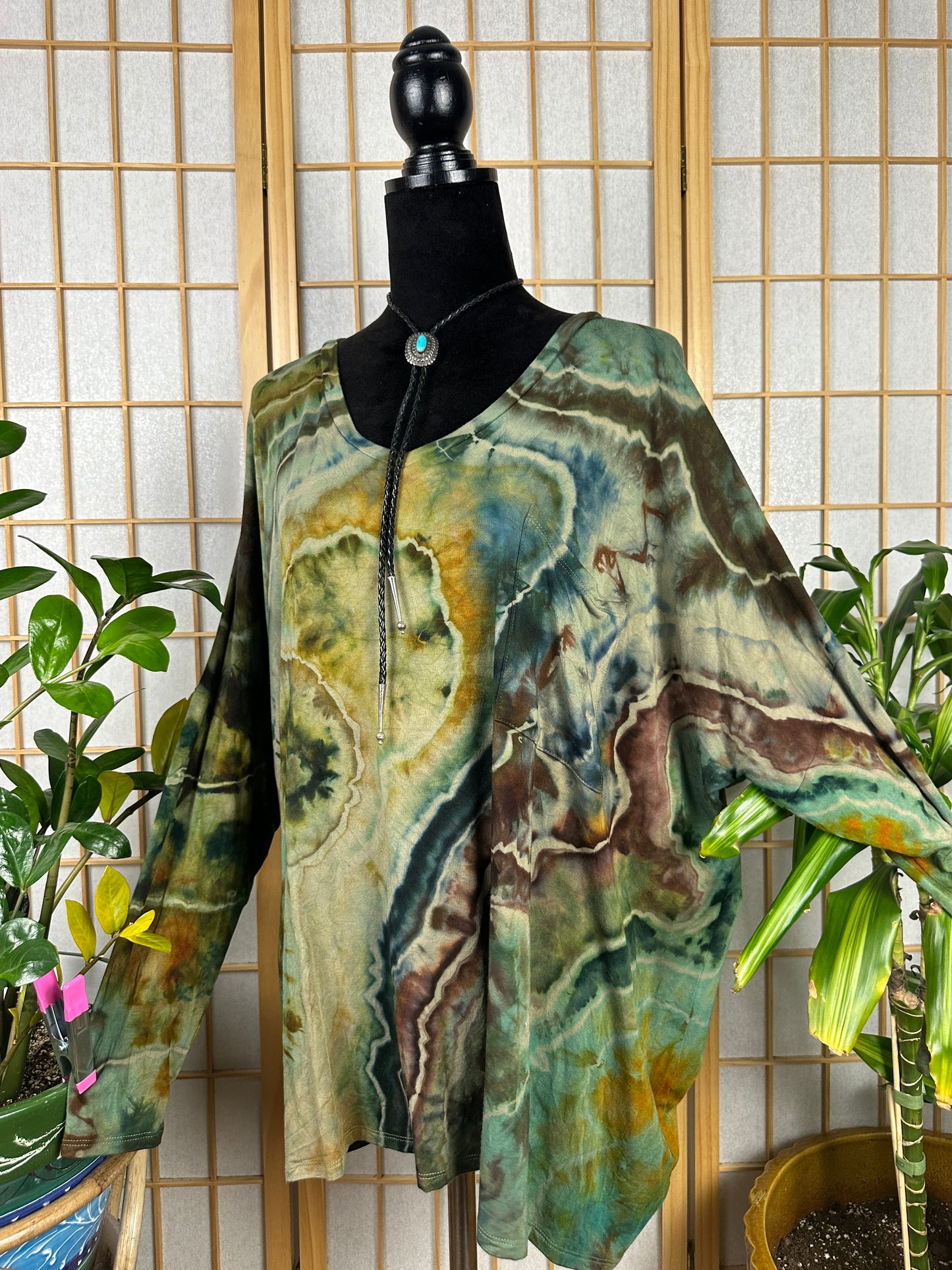 Oversized Long Sleeve - LG/XL