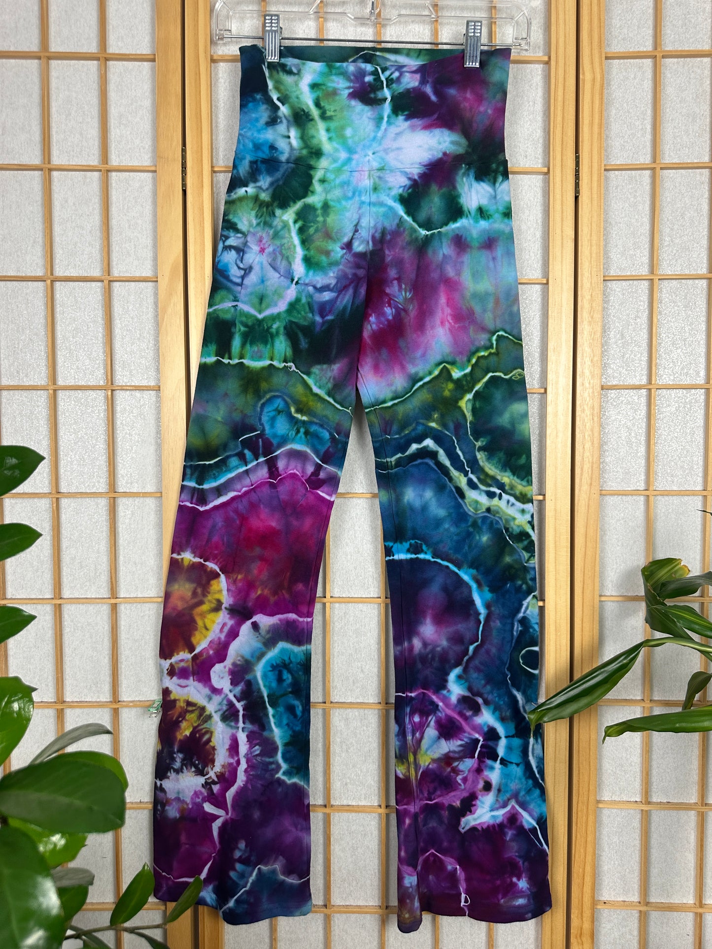 GIRLS yoga pants - SIZE 14
