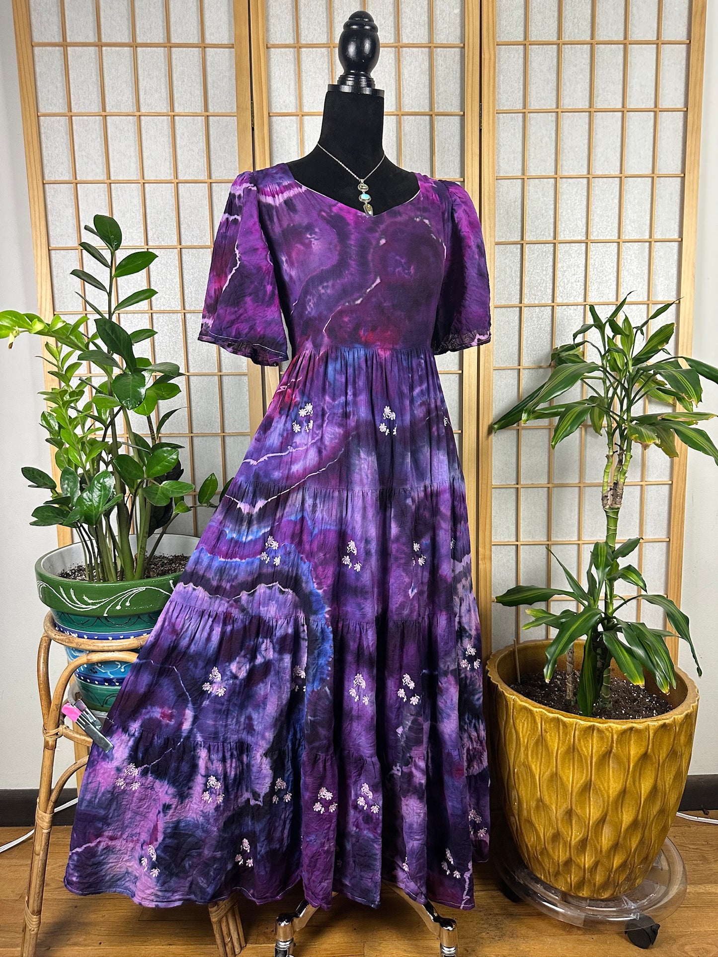 Embroidered Midi Dress - MEDIUM